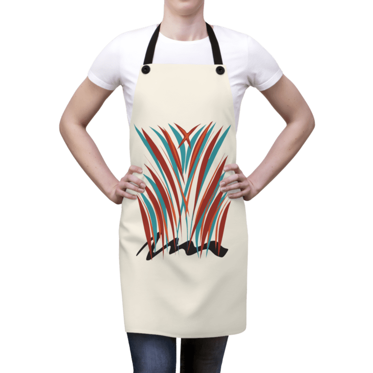 Nature Moderne apron worn by a woman.